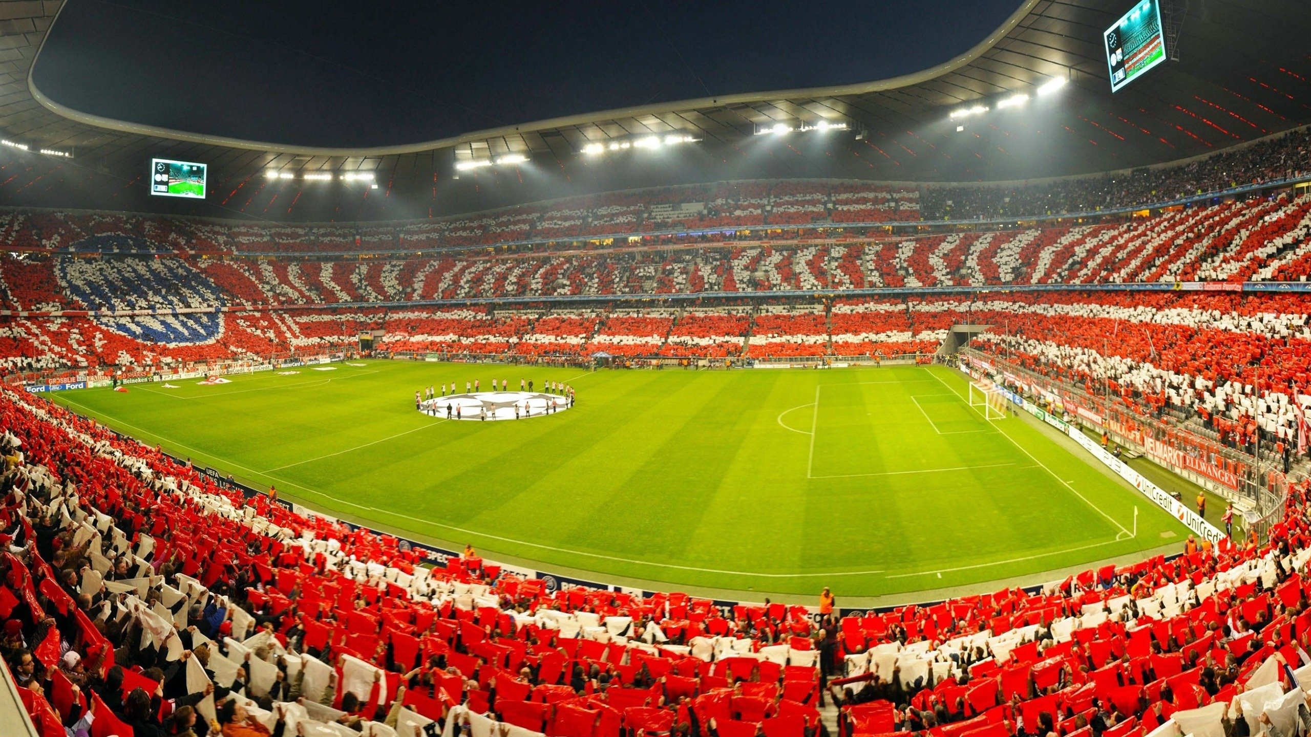 赛段冲刺：在终点线前的最后一秒突破，径赛终点线